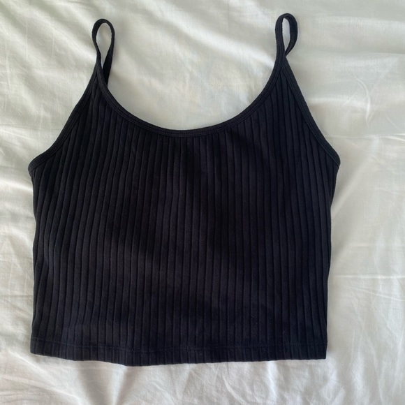Black cropped tank top - Picture 1 of 3
